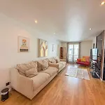 Urban Flat 103 - Spacious Flat Near Grands Boulevards